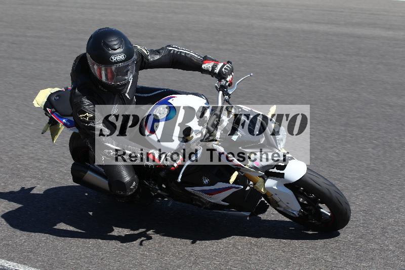 /Archiv-2022/54 13.08.2022 Plüss Moto Sport ADR/Einsteiger/188-1